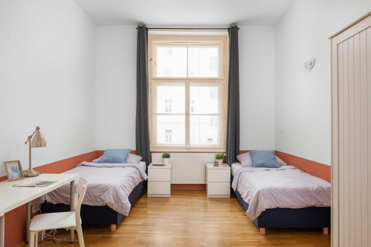 Letna Apartments Praga Exterior foto