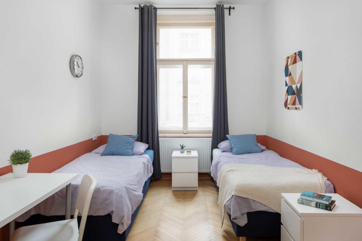 Letna Apartments Praga Exterior foto